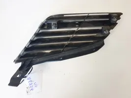 Nissan Primera Grille de calandre avant 62320au300