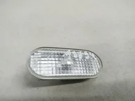 Seat Alhambra (Mk1) Indicatore di direzione del parafango anteriore 1j5949117a