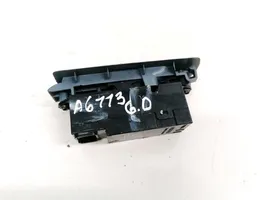 Mitsubishi Colt Interrupteur commade lève-vitre MN141020