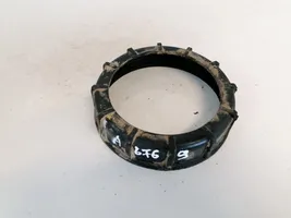 Nissan X-Trail T30 Bague de verrouillage pour réservoir de carburant 