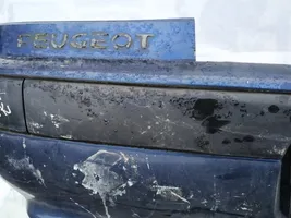Peugeot 406 Apdailinė galinio bamperio juosta 