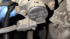 Volvo S40, V40 Throttle valve 3075AE