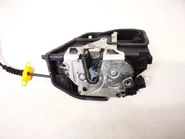 BMW X3 E83 Cerradura de puerta delantera 7167067