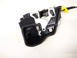 BMW X3 E83 Cerradura de puerta delantera 7167067