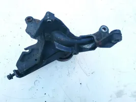 Hyundai Lantra II Engine mounting bracket 