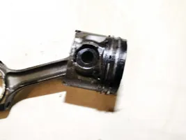 Peugeot 607 Piston avec bielle 