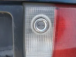 Audi 80 90 B3 Griff Taster Öffner Heckklappe Kofferraumdeckel 