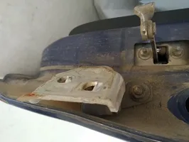 Dacia Sandero Rear door lower hinge 
