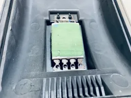Volkswagen New Beetle Mazā radiatora ventilatora reostats 