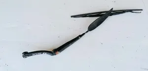 Hyundai Elantra Braccio della spazzola tergicristallo anteriore 