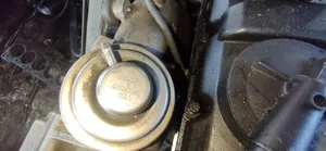 Volkswagen Polo EGR-venttiili 045131501f