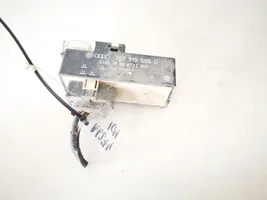 Volkswagen Golf III Coolant fan relay 357919506D