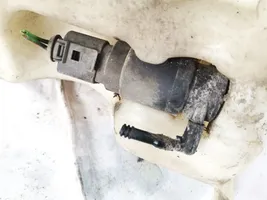 Volkswagen Bora Tuulilasi tuulilasinpesimen pumppu 