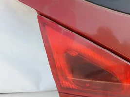 Mitsubishi Colt Lampy tylnej klapy bagażnika 