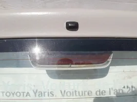 Toyota Yaris Verso Kolmas/lisäjarruvalo 
