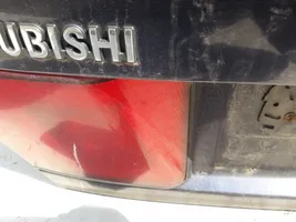 Mitsubishi Carisma Galinis žibintas dangtyje 