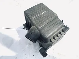 Opel Vectra B Scatola del filtro dell’aria 24438414