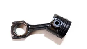 Volkswagen Golf III Piston with connecting rod 028h