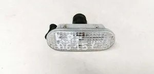 Ford Galaxy Indicatore di direzione del parafango anteriore 1J5949117A