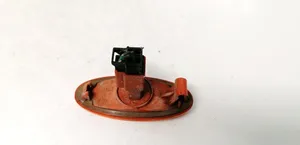 Nissan Almera Tino Indicatore di direzione del parafango anteriore 6R01458