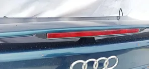 Audi A4 S4 B5 8D Papildu bremžu signāla lukturis 
