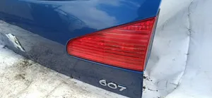 Peugeot 607 Feux arrière sur hayon 