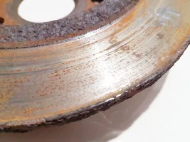 Opel Astra J Rear brake disc neventiuojamas