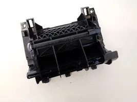 Audi A4 S4 B7 8E 8H Peleninė panelėje 8e0857951