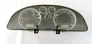 Volkswagen PASSAT B5.5 Speedometer (instrument cluster) 3B0920826A