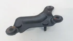 KIA Carens II Engine mounting bracket 