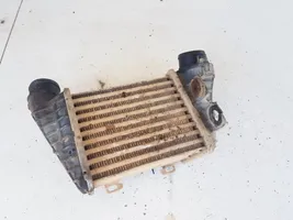 Volkswagen Vento Chłodnica powietrza doładowującego / Intercooler 