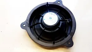 Nissan Qashqai+2 Etuoven kaiutin 281569U00R