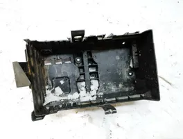 Opel Astra J Vassoio scatola della batteria 13354420