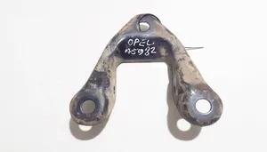 Opel Zafira A Engine mounting bracket 