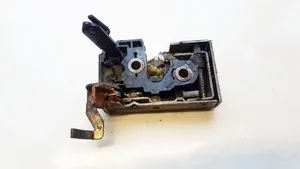 Volkswagen PASSAT B3 Front door lock 357837016D