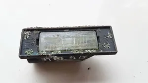 Peugeot 406 Lampa oświetlenia tylnej tablicy rejestracyjnej 22888R4