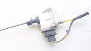 Volkswagen PASSAT B4 Central locking vacuum pump 3a0862153b