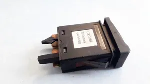 Audi 100 S4 C4 Interruptor de la calefacción de la luna/parabrisas 4A0941503