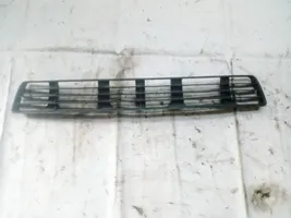 Audi A4 S4 B5 8D Grille inférieure de pare-chocs avant 8d0807683