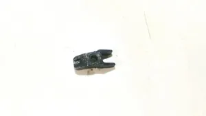 Opel Zafira B Fuel Injector clamp holder 