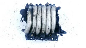 Volkswagen PASSAT B5 Intake manifold 2902000689