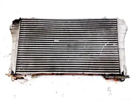 Toyota Avensis T270 Chłodnica powietrza doładowującego / Intercooler jd1271003521