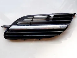 Nissan Almera Tino Grille de calandre avant 9381M010