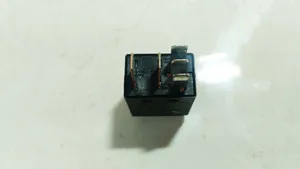 BMW 3 E90 E91 Other relay v23074a1001x64