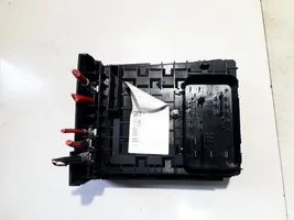 Volkswagen Touran I Fuse box set 1k0937820b