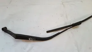 Mitsubishi Outlander Front wiper blade arm 