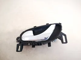 Nissan Qashqai Priekinė atidarymo rankenėlė vidinė 806714ea0a