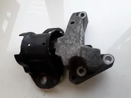 Renault Clio II Engine mount bracket 7700415087