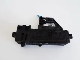 Nissan Primera Climate control unit 1f20