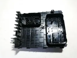 Volkswagen Golf V Fuse box set 18115888o